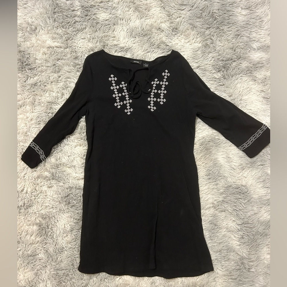 Women’s black dress